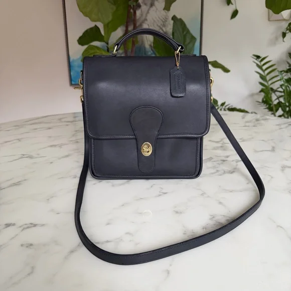 Coach Vintage Large Shoulder Pouch Station Bag 5130 Navy Blue